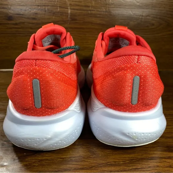 Brooks women’s shoe size 10