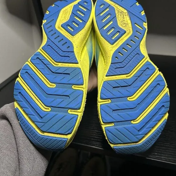 Brooks Launch 8 Run Happy Women’s Size 6.5 Yellow Banana Running Shoes Sneakers