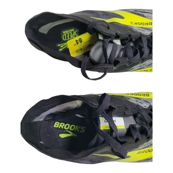 Brooks QW-K V4 track shoes