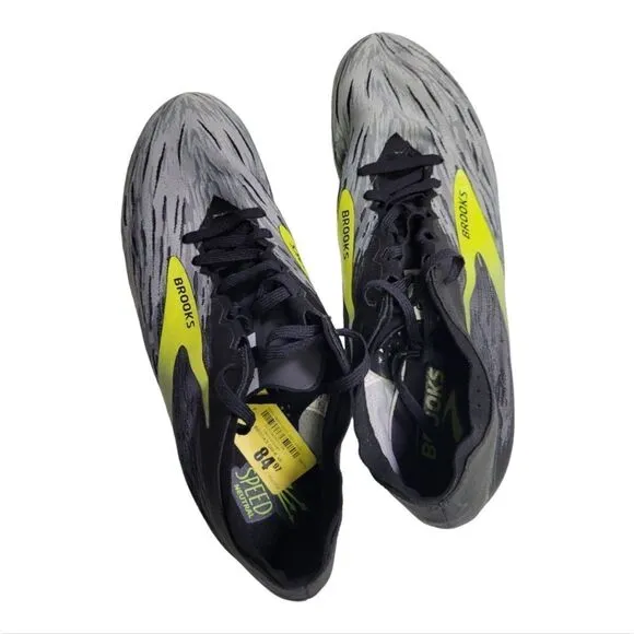 Brooks QW-K V4 track shoes