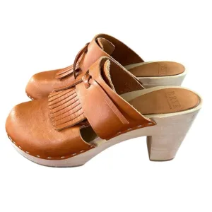 BRYR | Women's Tan Leather Penny Tassel Clog Mid Heel, peek a boo sides, sz 6.5