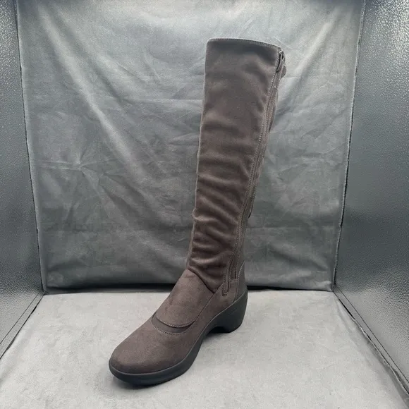 Bzees Wishlist Tall Boots‎ Women’s Size 9W Grey Side Zip Stretch Microfiber
