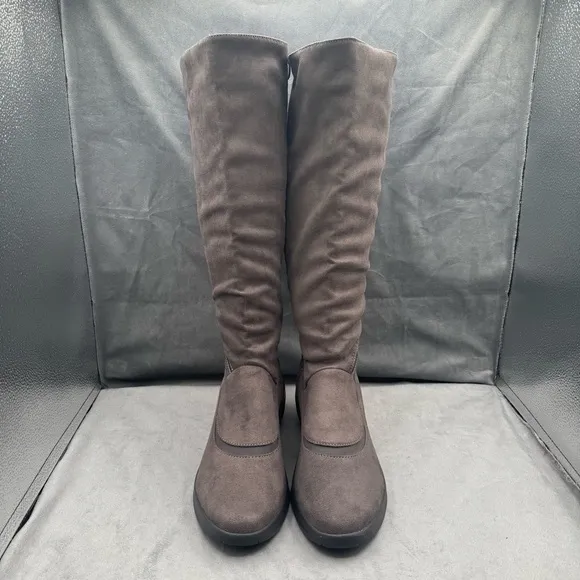Bzees Wishlist Tall Boots‎ Women’s Size 9W Grey Side Zip Stretch Microfiber
