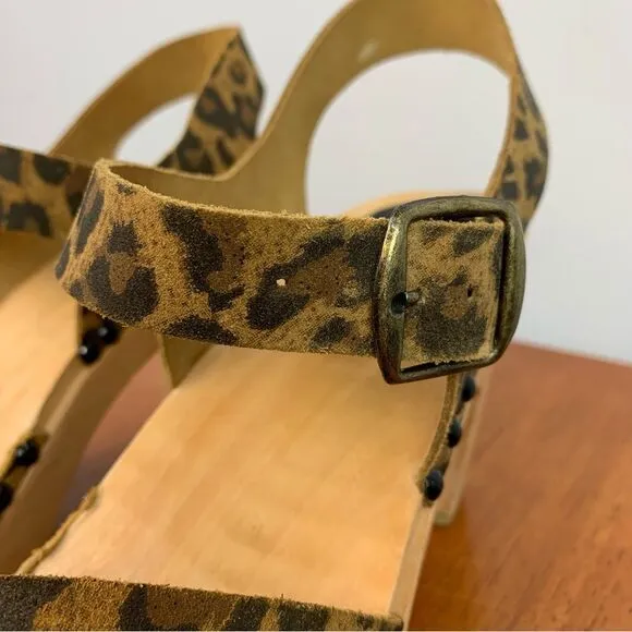 Cape Clogs women’s Leopard Cheetah Print Wooden platform Heel shoes EU37/US7