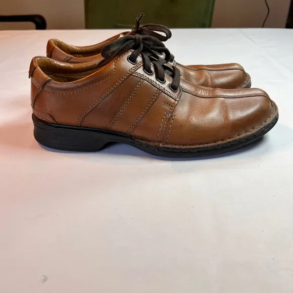 Clarks Collection Touareg Vibe Men’s Lined Brown Oxford Shoes Size 9