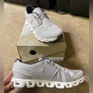 Cloud 5 Men’s - BRAND NEW