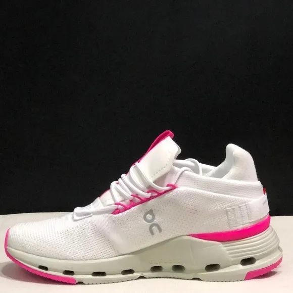 Cloudstratus Running &quot;Barbie&quot; Women Pink Shoes