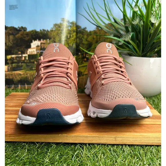Cloudswift1 ON CLOUD Swiss engineering Running Blush Denim shoes size 6 NEW