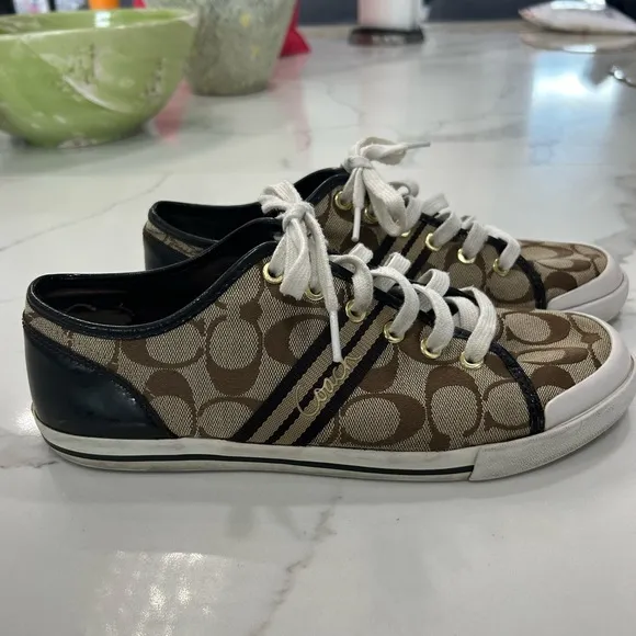 Coach Folly Women’s Lace Up Low Top Brown Monogram Sneaker Shoes Size 9
