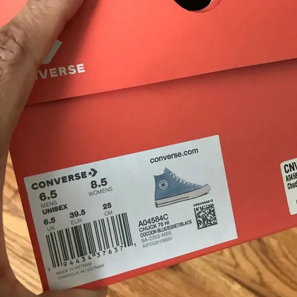 Converse Chuck Taylor Cocoon Blue Unisex NWT