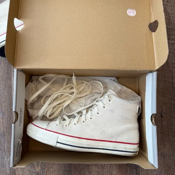 Converse Cons CTAS Pro Hi Suede Egret Gold White