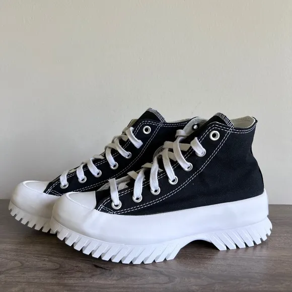 Converse CTAS Lugged 2.0 Hi Unisex Black &amp; White Shoe Size 5.5 or 7.5 #B1199