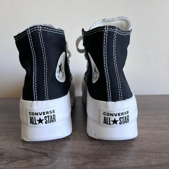 Converse CTAS Lugged 2.0 Hi Unisex Black &amp; White Shoe Size 5.5 or 7.5 #B1199