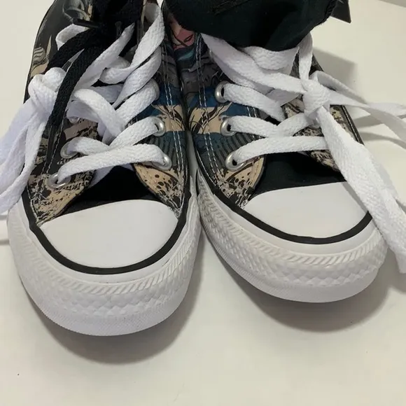 Converse DC Comics shoes NWT!