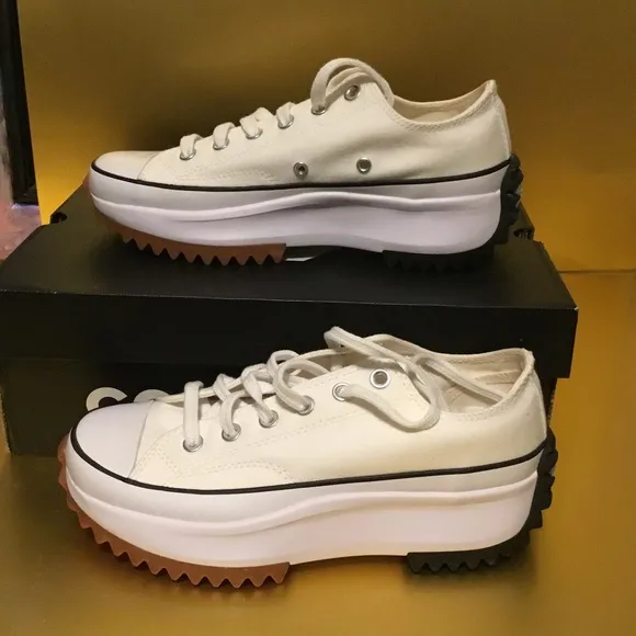 CONVERSE Women’s RUN STAR HIKE SNEAKERS