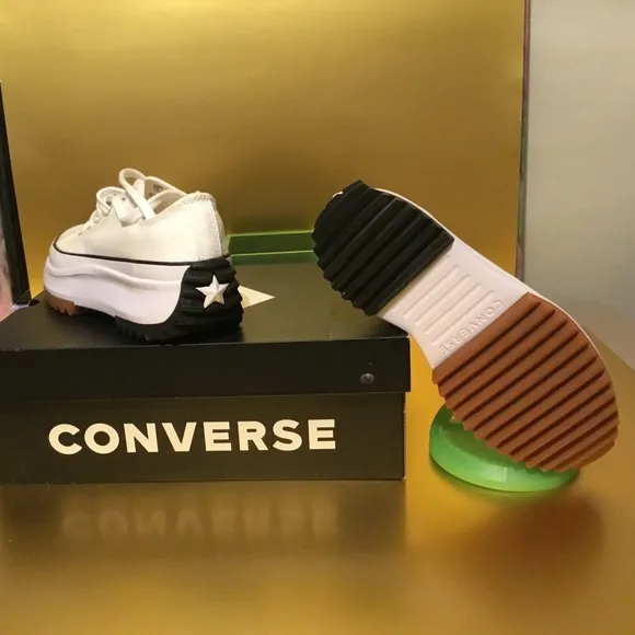CONVERSE Women’s RUN STAR HIKE SNEAKERS
