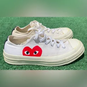 Converse X Play Comme des Garcons Low Top Chuck Taylor Shoes Men’s 7 Women’s 9