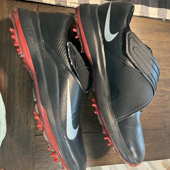 COPY - Nike TW 2017 Tiger Woods Black &amp; Metallic Silver Golf Shoes Size 9 1/2