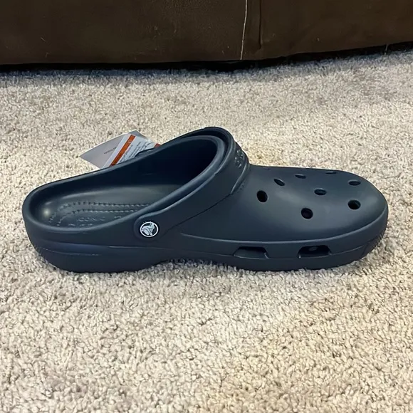 Crocs Coast Clog shoes new navy blue Men’s size 12