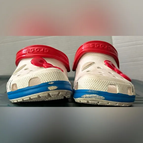 Crocs Hello Kitty Shoes Women’s Size 8 EUC