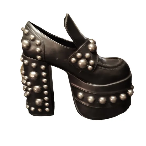 Current Mood Platform Loafers Size 5M Black Studded Vegan Leather