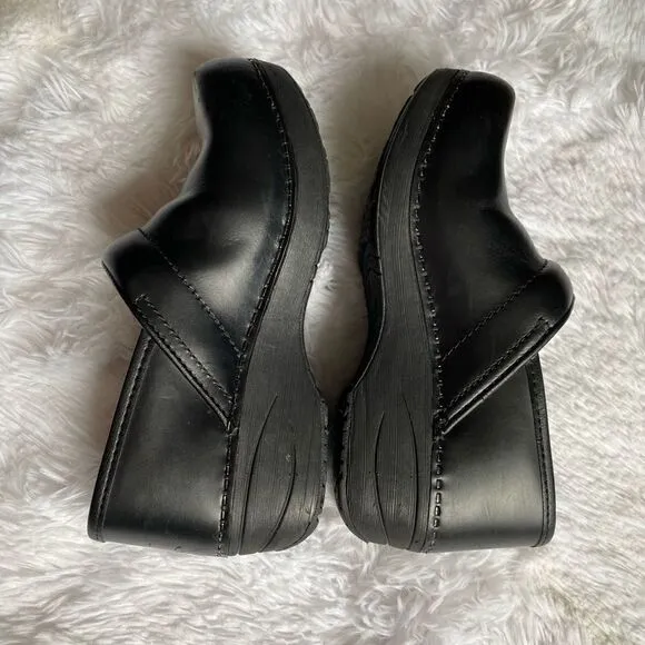 Dansko XP 2.0 Clog Nurse Shoes Black Womens Size 35