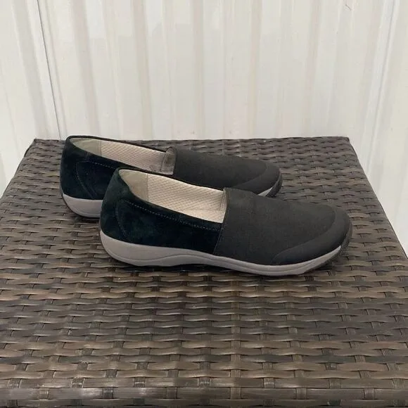 Dansko women’s shoes women’s size 41 ￼