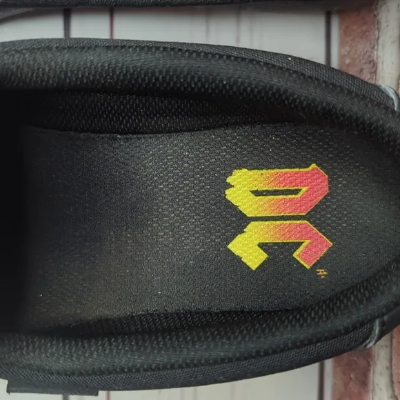 DC Men's Villain 2 Skate Shoes Moccasin AC/DC Shoes Slip Ons Rock and Roll 8.5