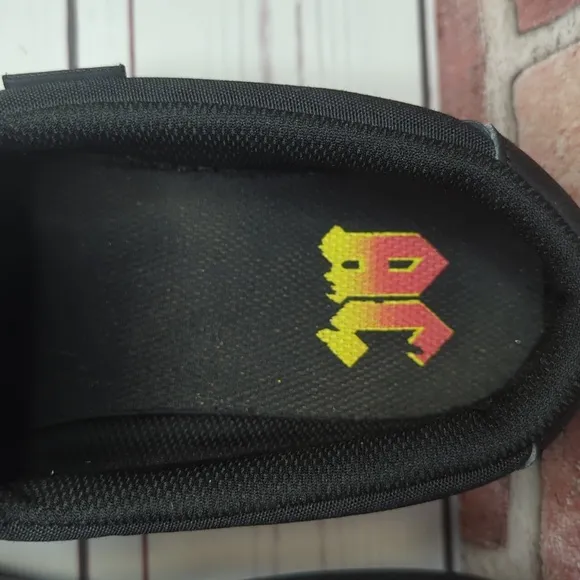 DC Men's Villain 2 Skate Shoes Moccasin AC/DC Shoes Slip Ons Rock and Roll 8.5