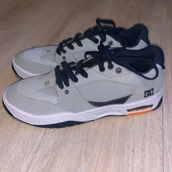 DC Shoes Maswell men’s grey skater shoes