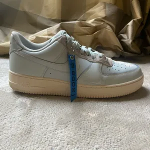 Devin Booker x Air Force 1 Low LV8 'Moss Point'