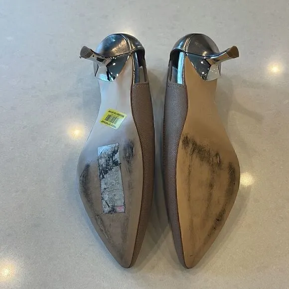 Donald Pilner women’s shoes size 8, one small dot on left side see picture.