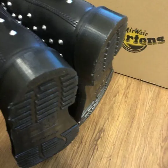DR MARTENS 1460 studded black leather combat lace up boots shoes women’s 8 new