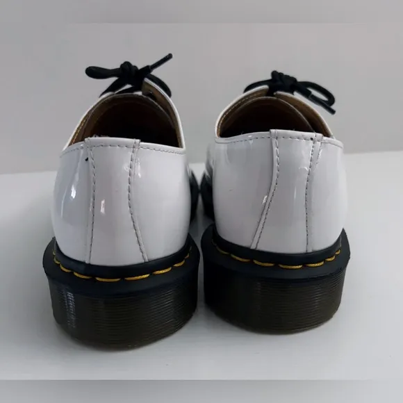 Dr. Martens 1461 Patent White Leather Lamper Oxfords Shoes 26754 Women 7 Mens 6