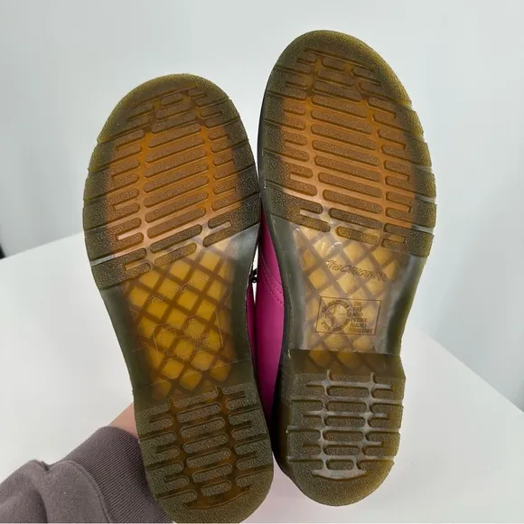 Dr. Martens 31009 Smooth Leather Oxford Thrift Hot Pink Unisex Men’s Size 11