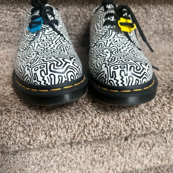 Dr. Martens Men’s Keith Haring x 1461 'Allover Black and White Patterned Shoes