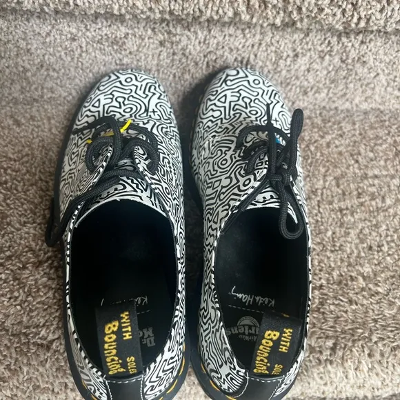 Dr. Martens Men’s Keith Haring x 1461 'Allover Black and White Patterned Shoes
