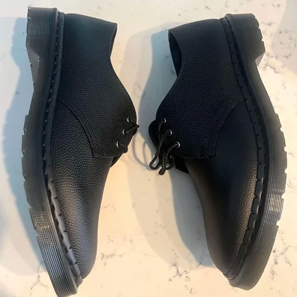 Dr. Martens Men’s SZ.13 Pebble Grain Leather Oxford 1461 Lace Up Black Shoes