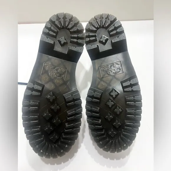 Dr. Martens Unisex Men’s SZ.9/Women SZ.10 1461  Quad Leather Platform  Shoes New