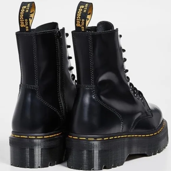 DR. MARTENS WOMEN’S AIR WAIR SHOES WITH BOUNCING SOULS BLACK - 7