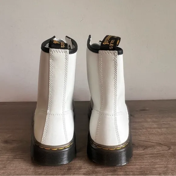 Dr. Martens Zavala Unisex White Lace Up Boot Size 8 or 9 SKU#243046