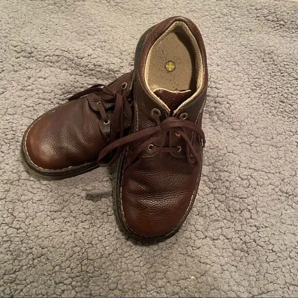 Dr Marten’s Men’s Lace Up Brown Shoes Size 10