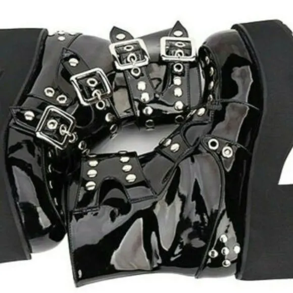 Dynamite! Patent LEATHER Metal Stud PLATFORM Shoes