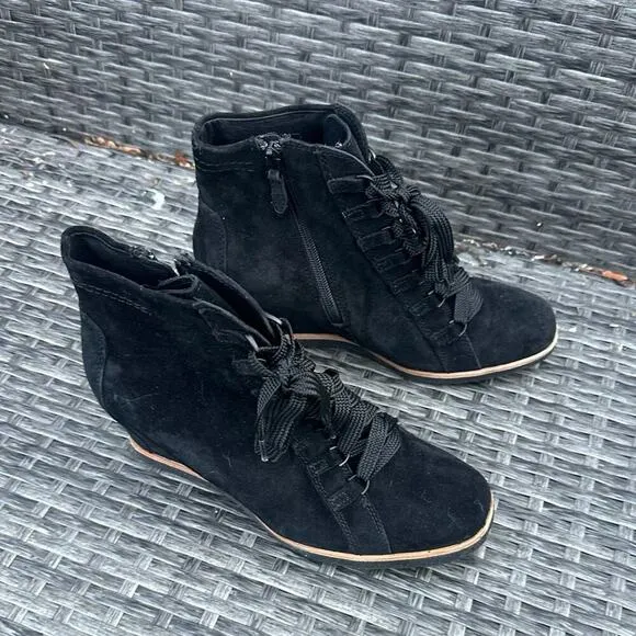 Earth Shoes Kalmar Wedge Leather Ankle Booties Size 9