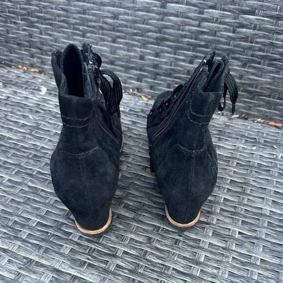 Earth Shoes Kalmar Wedge Leather Ankle Booties Size 9