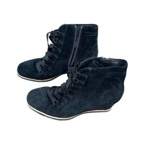 Earth Shoes Kalmar Wedge Leather Ankle Booties Size 9
