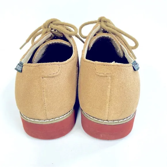 Eastland Oxfords Buck, Leather, Neutrals, Tan Women’s Shoes Size 6 Like New