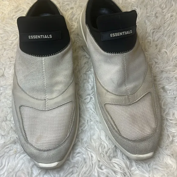 Essentials Fear of God trainers size men’s 9