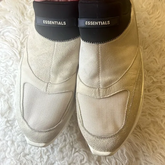 Essentials Fear of God trainers size men’s 9