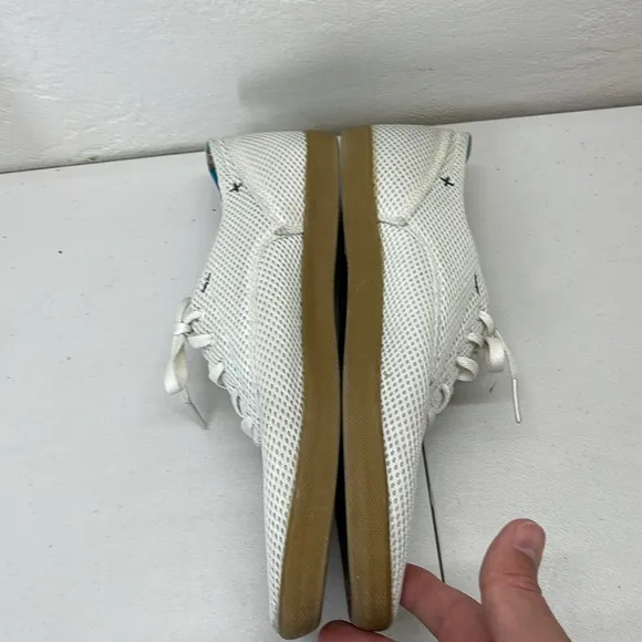 Etnies men’s shoes Sz 11.5 off white